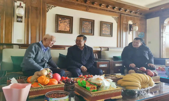 ������ί�����ռ���߷�ο����������