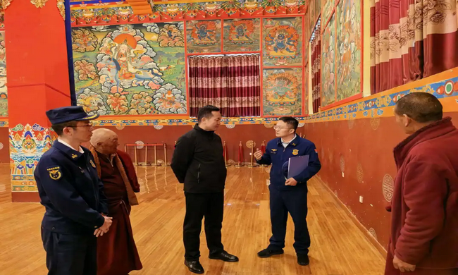 ������ί��ί�������г������ִ��ӿ�չ������ǰ��ȫ