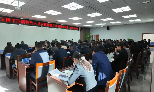 �����������ͷ���Ա���ð�̹�����ϯ����ڶ���ȫ���