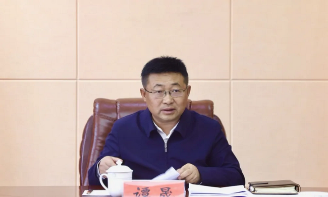 玉树市委9月7日召开常委会会议